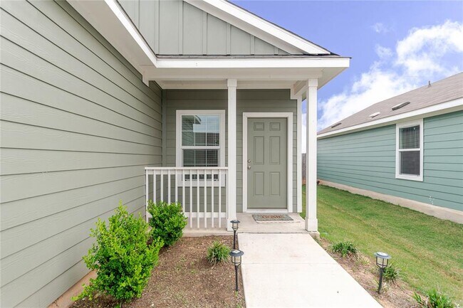 Foto del edificio - 1135 Catfish Ln