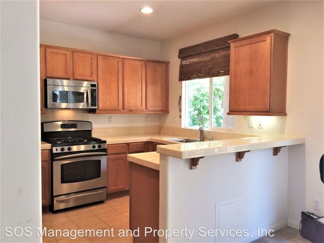 Building Photo - 4 br, 3 bath House - 1334 Sky Ridge Ct