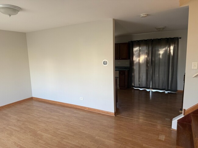 Foto del edificio - 982 Hastings Ln