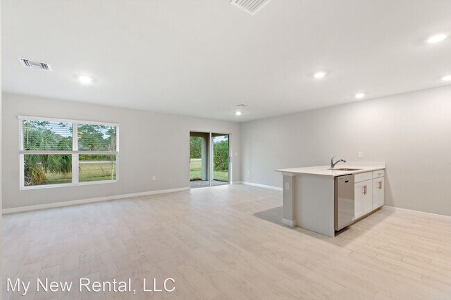 Building Photo - 4 br, 2 bath House - 3001 36th Street West