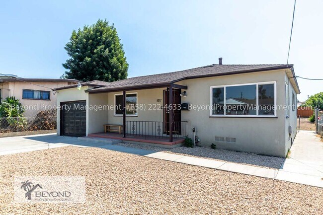 Building Photo - ***3 BEDROOM HOUSE***GARAGE***CENTRAL LOCA...