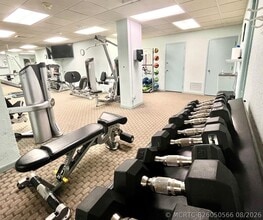 Building Photo - 5100 N Ocean Blvd