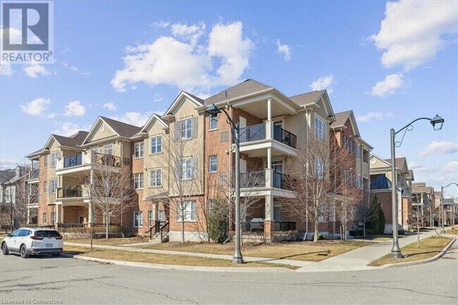 Building Photo - 277 Gatwick Dr