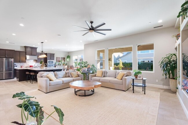 Foto del edificio - 822 Overstone Ave