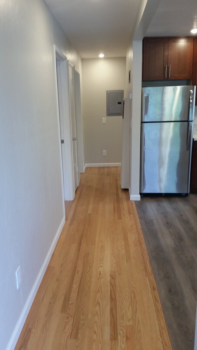 Foto del edificio - 1600 Edith St