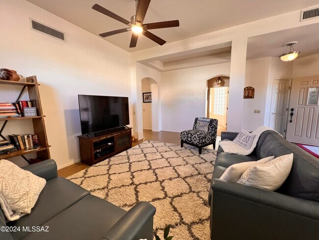 Foto del edificio - 14248 N Cirrus Hill Dr