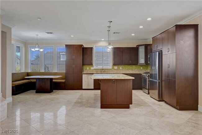 Foto del edificio - 493 Grassrange Ln