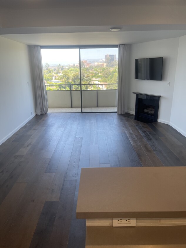 Foto principal - 10535 Wilshire Blvd