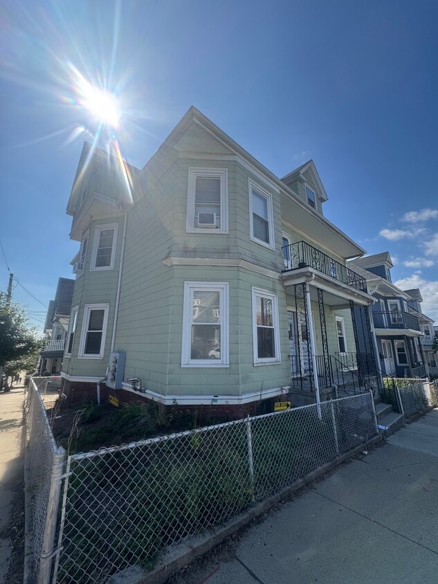 Primary Photo - 454 Broadway
