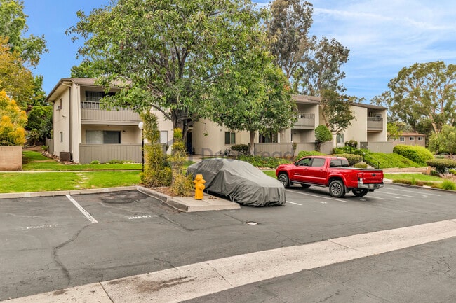 Building Photo - 9175 Campina Dr