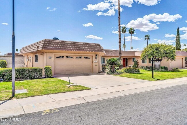 Foto del edificio - 10601 W Hutton Dr