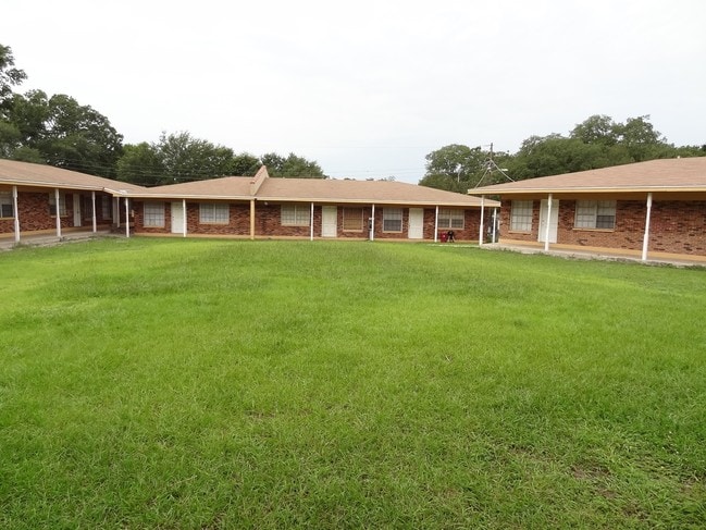 Building Photo - Busch Terrace