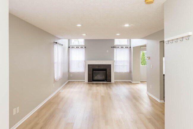 Building Photo - 2439 Sutter Pkwy