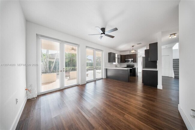 Foto del edificio - 13868 SW 38th Ter, Miami, FL 33175
