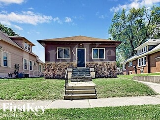 Building Photo - 615 Clement St