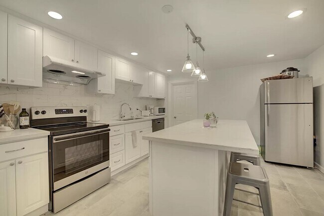 Foto del edificio - 8602 Ravenna Ave NE