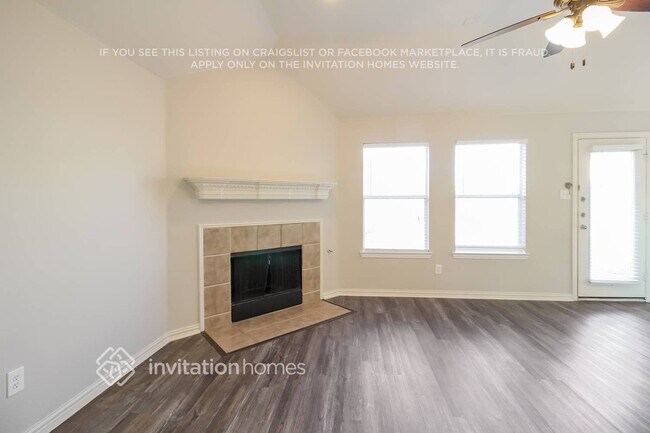 Foto del edificio - 13425 Austin Stone Dr