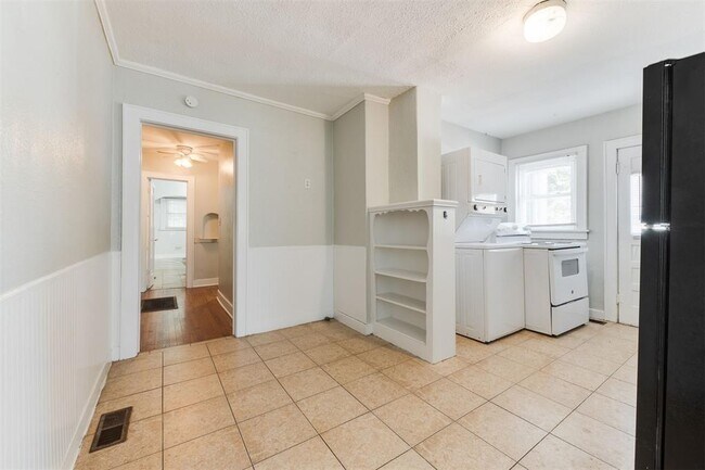 Foto del edificio - 2833 NW 22nd St