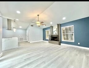 Building Photo - 5015 Nassau Cir