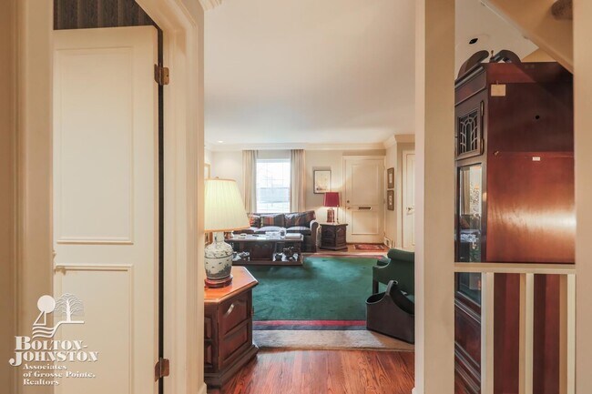 Foto del edificio - 1276 Woodbridge St