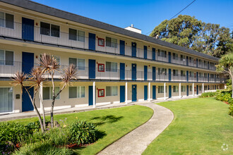 Pacific View Apartments photo'