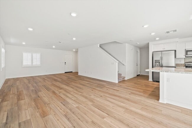 Building Photo - 5547 Lasso Dr
