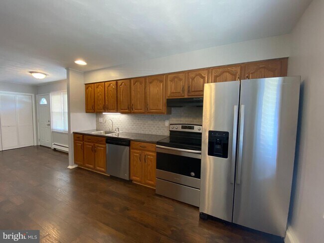 Foto del edificio - 37 Crescent Ln
