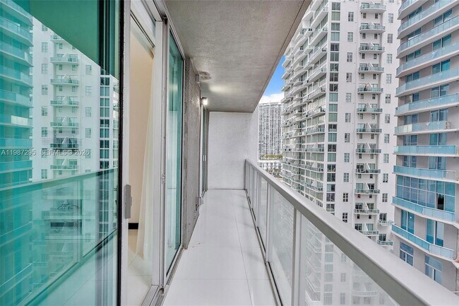 Foto del edificio - 55 SE 6th St
