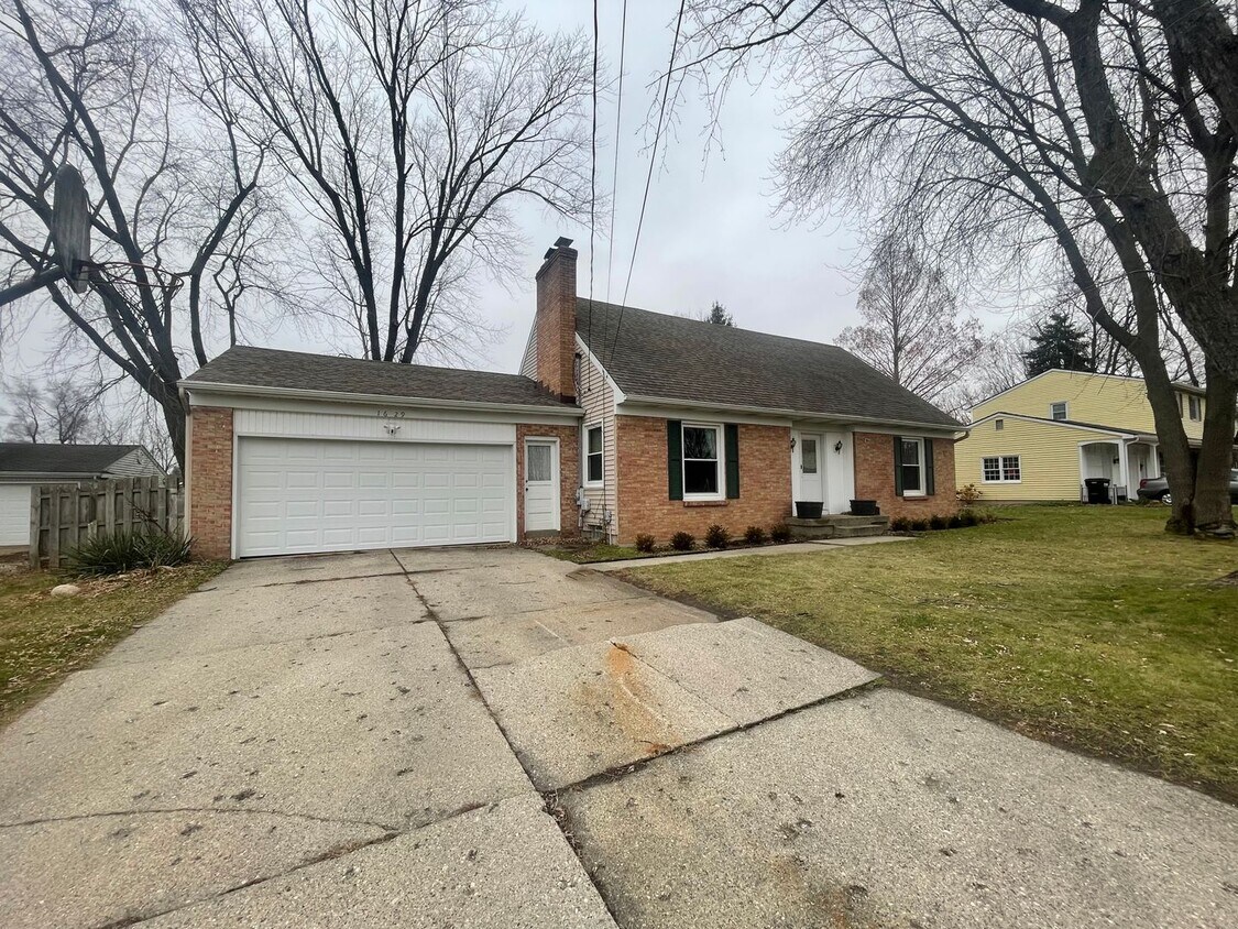 4 Bedroom home in Kentwood House Rental in Kentwood, MI