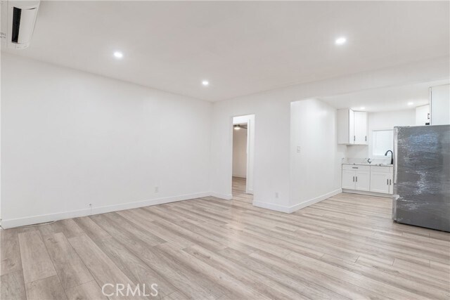 Foto del edificio - 7348 Florence Ave