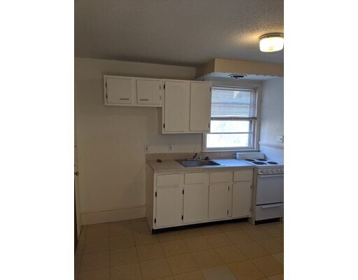 Foto del edificio - 495 Pleasant St