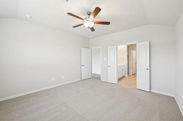 Foto del edificio - 1056 Chestnut Dr