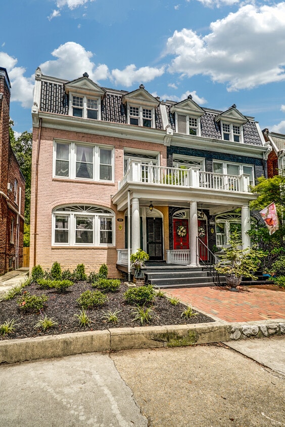 3008 Floyd Ave Unit B, Richmond, VA 23221 Apartments in Richmond, VA