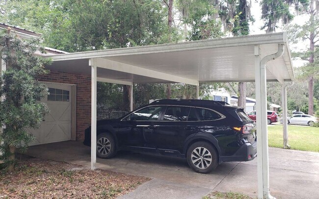 Foto del edificio - 506 SW Tularosa Ln