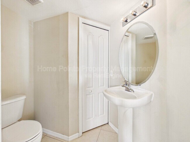 Foto del edificio - 9440 Ivy Brook Run