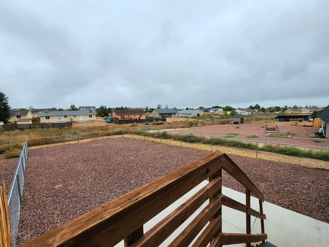 Building Photo - 832 S Waterleaf Pl