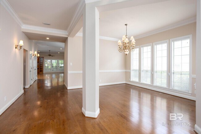 Building Photo - 116 Chestnut Ridge