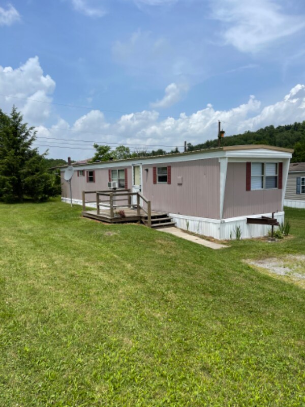 218 Treasure Ln, Greensburg, PA 15601 House Rental in Greensburg, PA