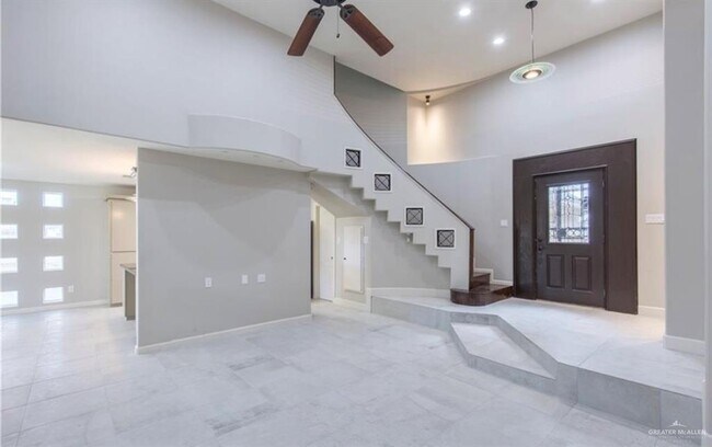 Building Photo - 3311 Conway Rd