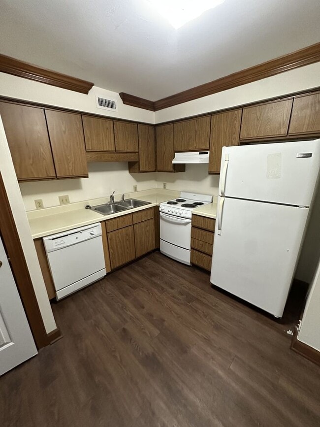 Building Photo - 3535 Ivy Commons Dr