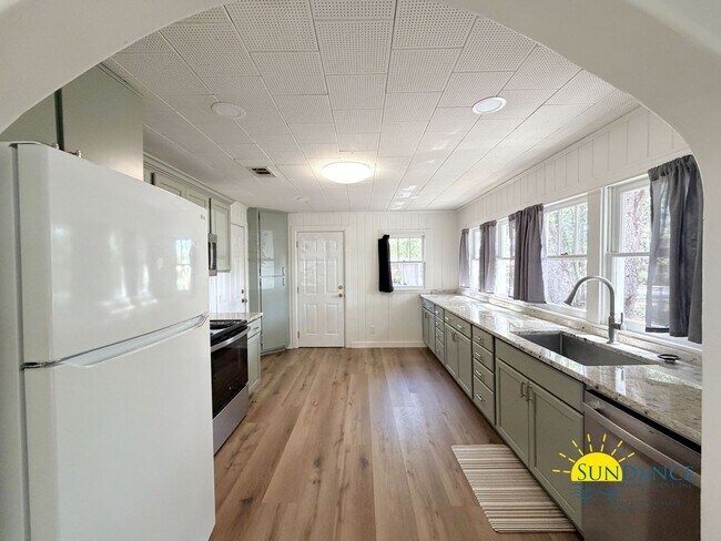 Foto del edificio - 1023 Judith Ave