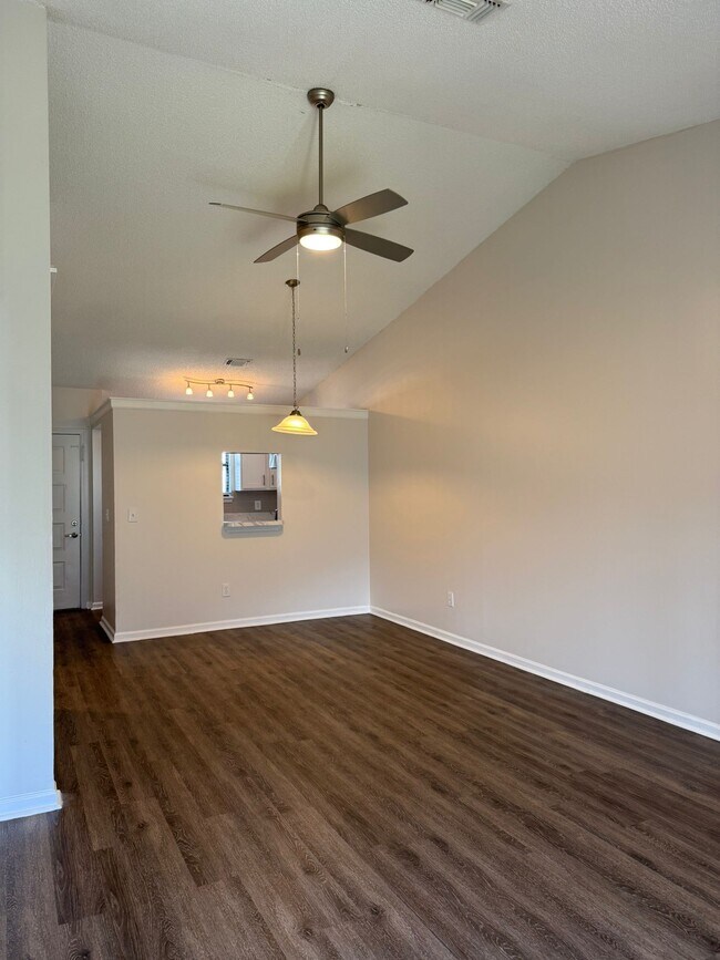 Building Photo - 1270 Ticonderoga Trail