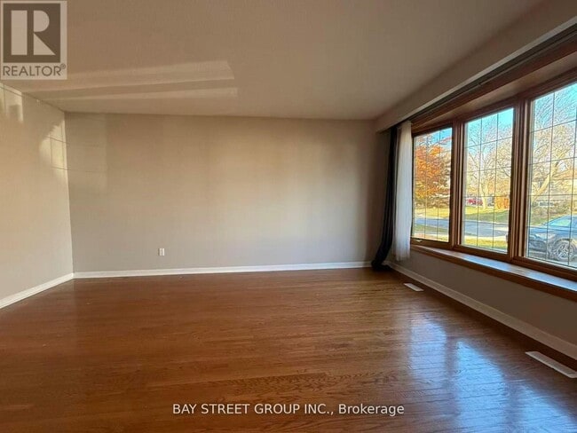 Photo du bâtiment - 632 Ardleigh Crescent