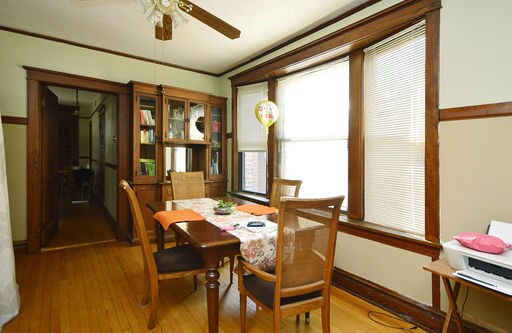 Foto del edificio - 3119 N Racine Ave