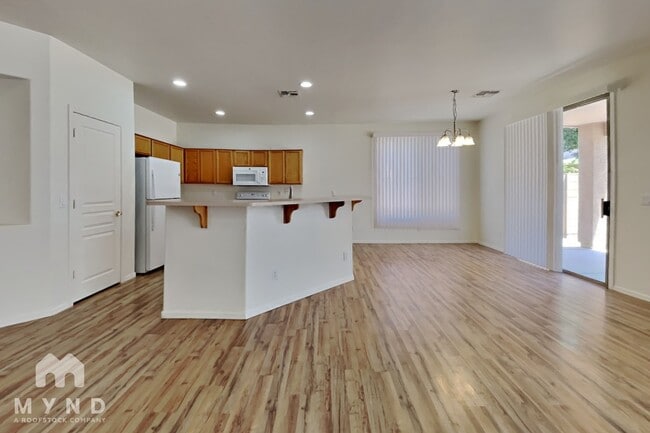 Building Photo - 13133 W Citrus Way