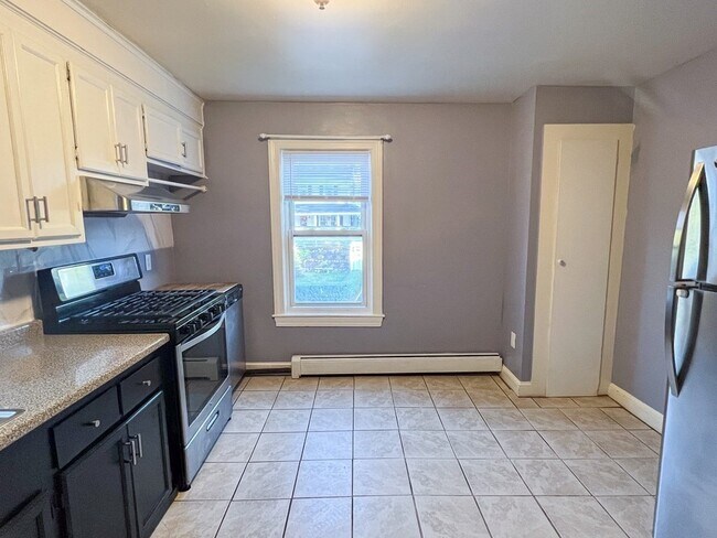 Foto del edificio - 1170 Commercial St