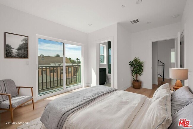 Foto del edificio - 1933 Magnolia Ave