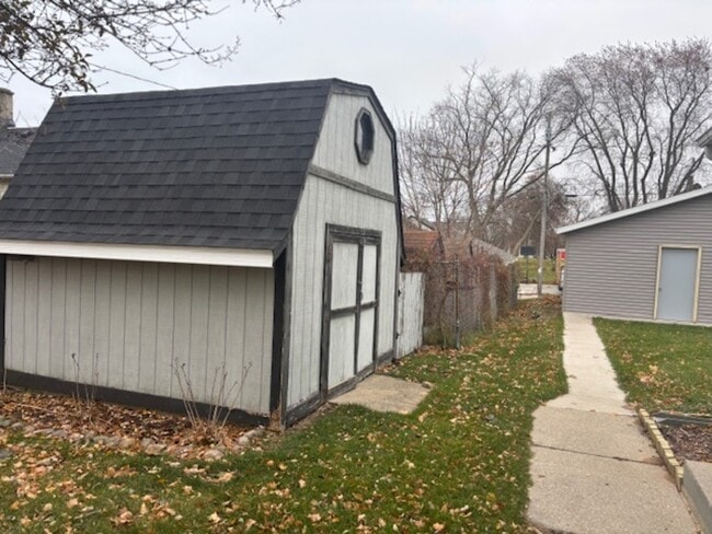 Building Photo - 1309 Jefferson Ave