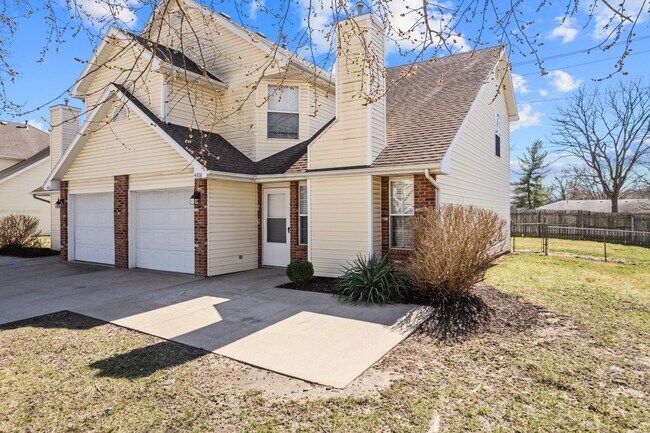 Foto del edificio - 4306-4308 Cheryl Ct.