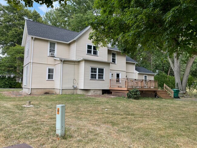Deck Entrance - 33 East Buffalo St